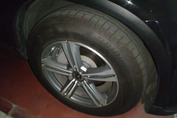 Used Mercedes-Benz GLC 2021 GLC 260 L 4MATIC Dynamic Edition Right Front Wheel Hub