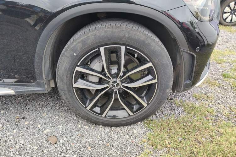 Used Mercedes-Benz GLC 2021 GLC 300 L 4MATIC Dynamic Model Right Front Wheel Hub