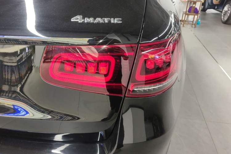 Used Mercedes-Benz GLC 2021 GLC 300 L 4MATIC Dynamic Model Right Rear Taillight