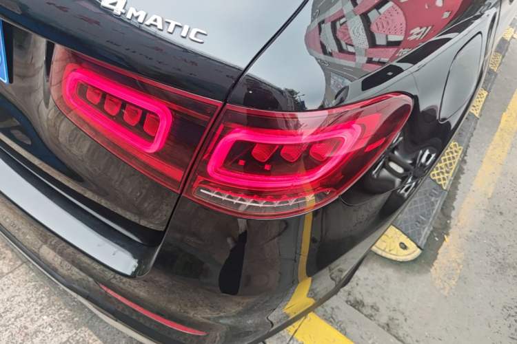 Used Mercedes-Benz GLC 2021 GLC 300 L 4MATIC Dynamic Model Right Rear Taillight