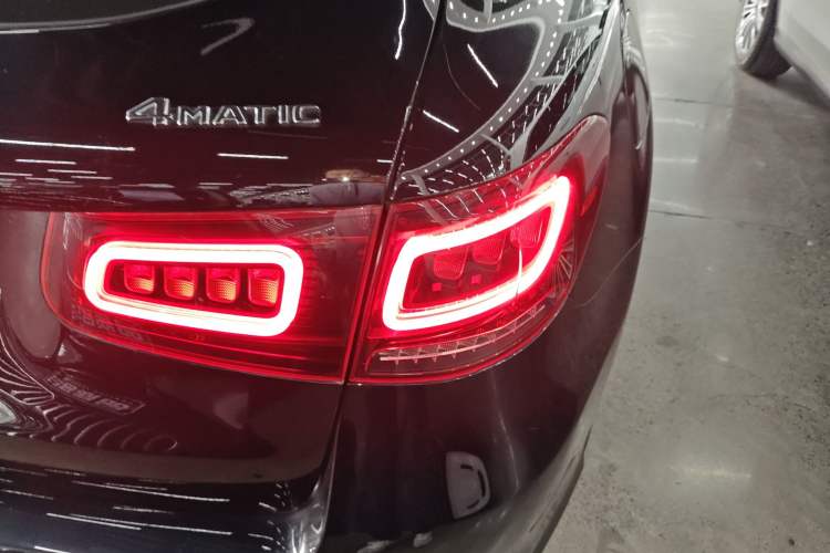Used Mercedes-Benz GLC 2021 GLC 300 L 4MATIC Dynamic Model Right Rear Taillight