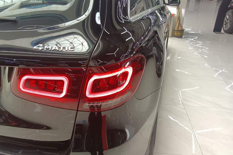 Used Mercedes-Benz GLC 2021 GLC 260 L 4MATIC Luxury Model Right Rear Taillight