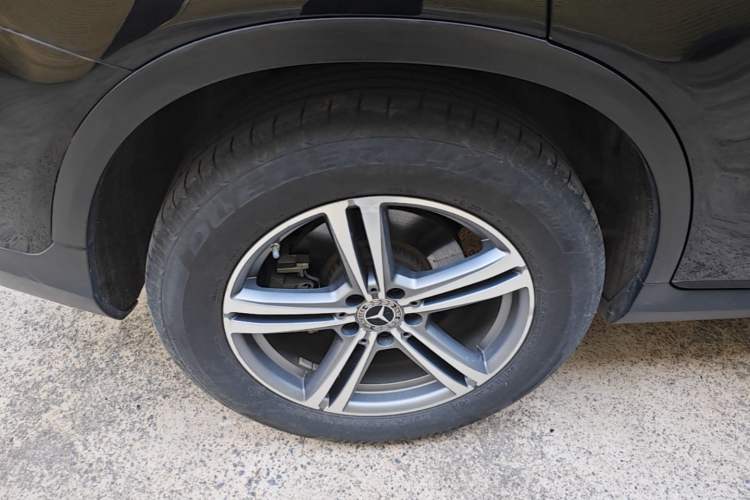 Used Mercedes-Benz GLC 2021 GLC 260 L 4MATIC Dynamic Edition Right Rear Wheel Hub