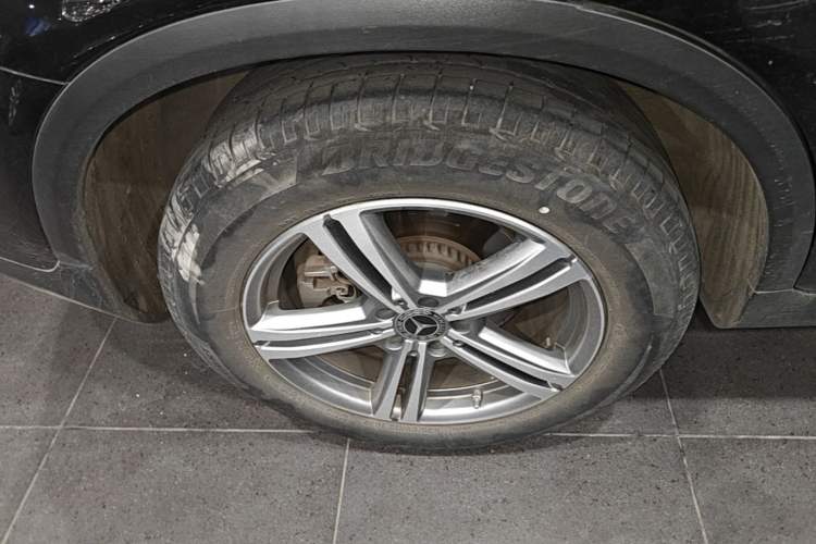 Used Mercedes-Benz GLC 2021 GLC 260 L 4MATIC Dynamic Edition Right Rear Wheel Hub