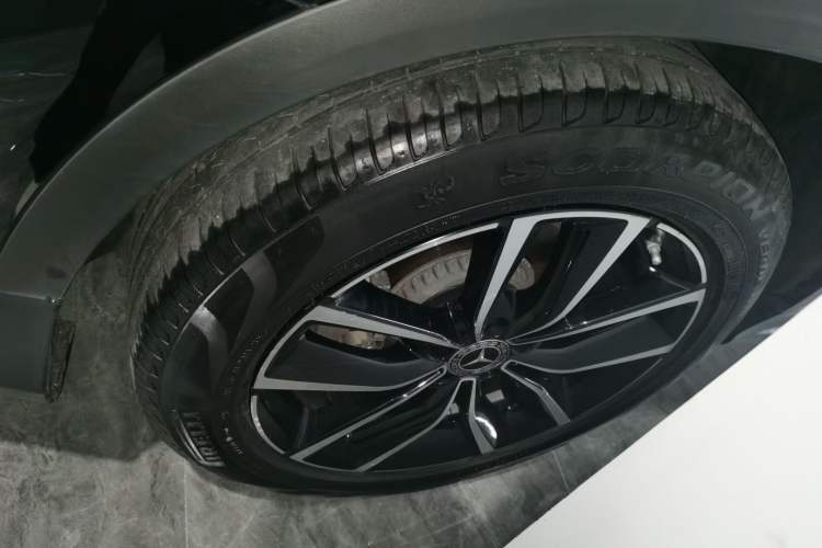 Used Mercedes-Benz GLC 2021 GLC 260 L 4MATIC Luxury Model Right Rear Wheel Hub