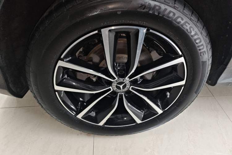 Used Mercedes-Benz GLC 2021 GLC 300 L 4MATIC Dynamic Model Right Rear Wheel Hub
