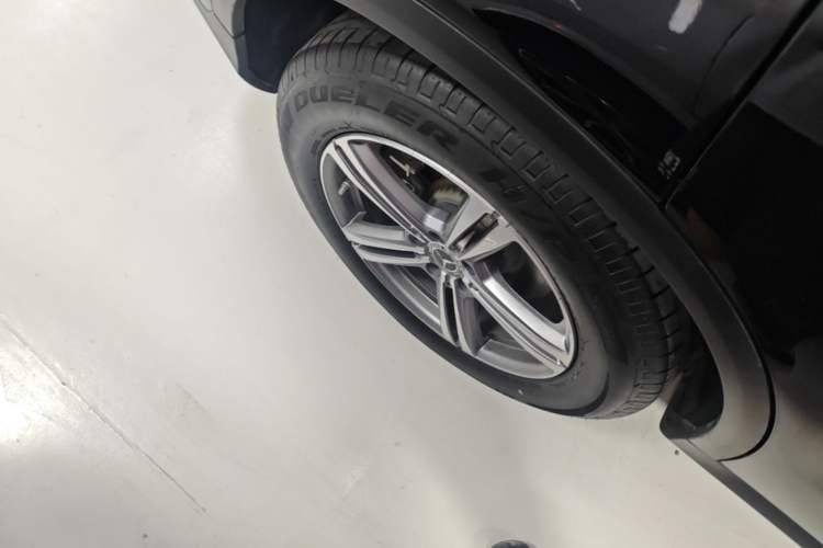 Used Mercedes-Benz GLC 2021 GLC 260 L 4MATIC Dynamic Edition Right Rear Wheel Hub