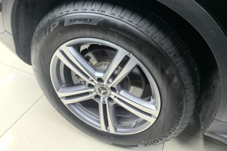 Used Mercedes-Benz GLC 2021 GLC 260 L 4MATIC Dynamic Edition Right Rear Wheel Hub