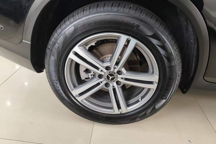 Used Mercedes-Benz GLC 2021 GLC 260 L 4MATIC Dynamic Edition Right Rear Wheel Hub