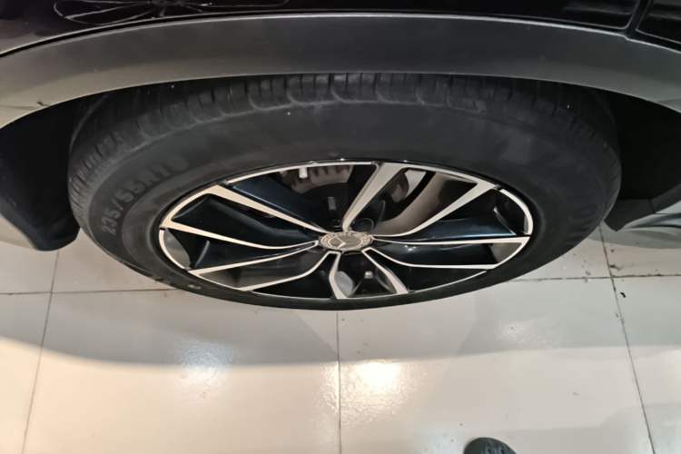 Used Mercedes-Benz GLC 2021 GLC 300 L 4MATIC Dynamic Model Right Rear Wheel Hub