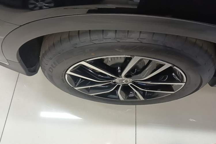 Used Mercedes-Benz GLC 2021 GLC 260 L 4MATIC Luxury Model Right Rear Wheel Hub