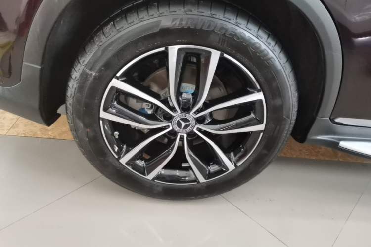 Used Mercedes-Benz GLC 2021 GLC 300 L 4MATIC Dynamic Model Right Rear Wheel Hub