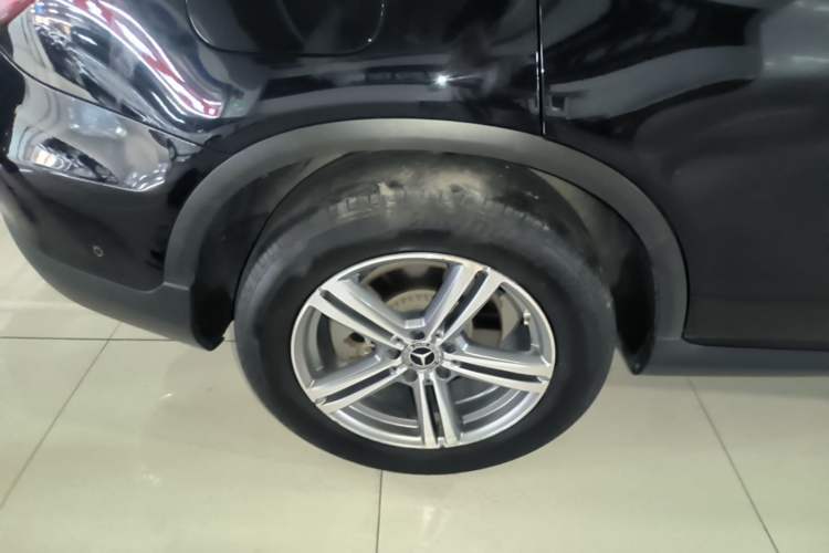 Used Mercedes-Benz GLC 2021 GLC 260 L 4MATIC Dynamic Edition Right Rear Wheel Hub