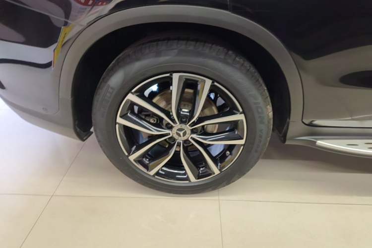 Used Mercedes-Benz GLC 2021 GLC 300 L 4MATIC Dynamic Model Right Rear Wheel Hub
