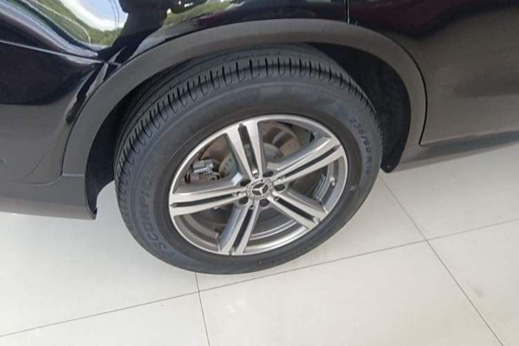 Used Mercedes-Benz GLC 2021 GLC 260 L 4MATIC Dynamic Edition Right Rear Wheel Hub