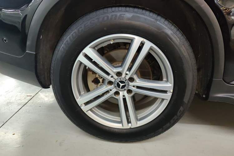 Used Mercedes-Benz GLC 2021 GLC 260 L 4MATIC Dynamic Edition Right Rear Wheel Hub