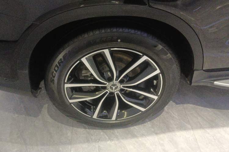 Used Mercedes-Benz GLC 2021 GLC 260 L 4MATIC Luxury Model Right Rear Wheel Hub