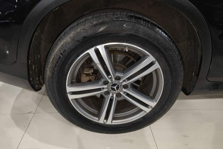 Used Mercedes-Benz GLC 2021 GLC 260 L 4MATIC Dynamic Edition Right Rear Wheel Hub