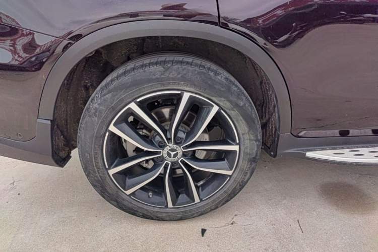 Used Mercedes-Benz GLC 2021 GLC 260 L 4MATIC Luxury Model Right Rear Wheel Hub
