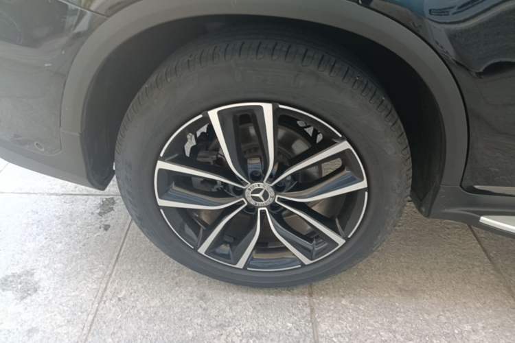Used Mercedes-Benz GLC 2021 GLC 300 L 4MATIC Dynamic Model Right Rear Wheel Hub