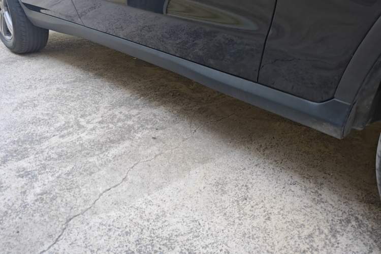 Used Mercedes-Benz GLC 2021 GLC 260 L 4MATIC Dynamic Edition Right Side Sill