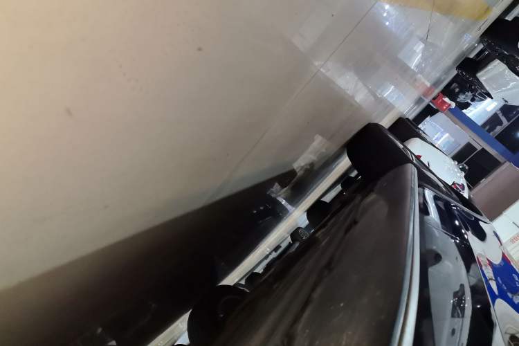 Used Mercedes-Benz GLC 2021 GLC 260 L 4MATIC Dynamic Edition Right Side Sill