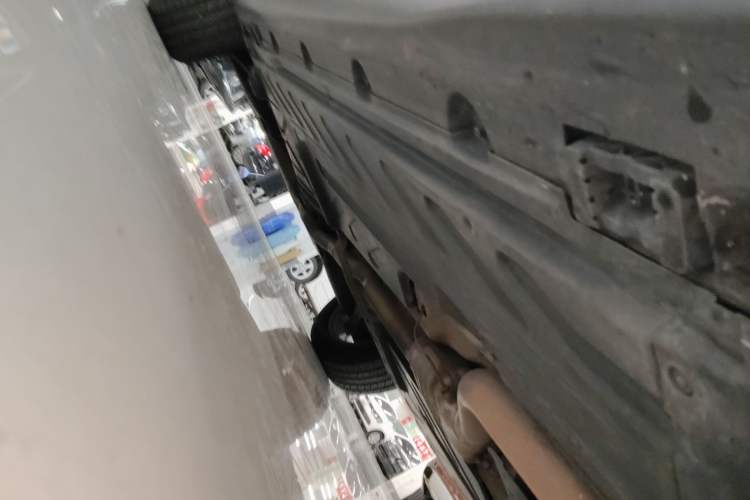 Used Mercedes-Benz GLC 2021 GLC 260 L 4MATIC Dynamic Edition Right Side Sill
