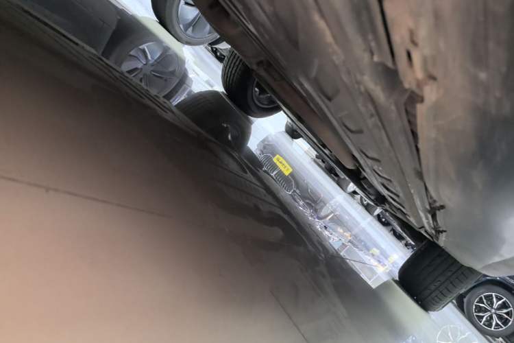Used Mercedes-Benz GLC 2021 GLC 260 L 4MATIC Dynamic Edition Right Side Sill
