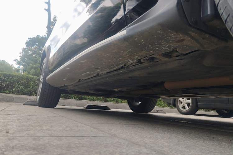 Used Mercedes-Benz GLC 2021 GLC 260 L 4MATIC Dynamic Edition Right Side Sill