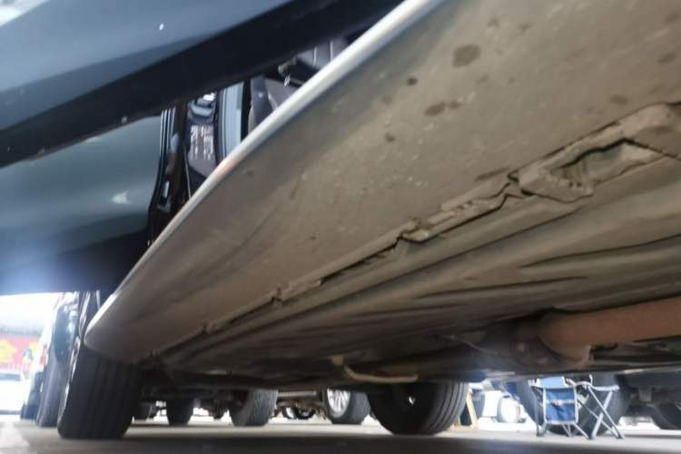 Used Mercedes-Benz GLC 2021 GLC 300 L 4MATIC Dynamic Model Right Side Sill