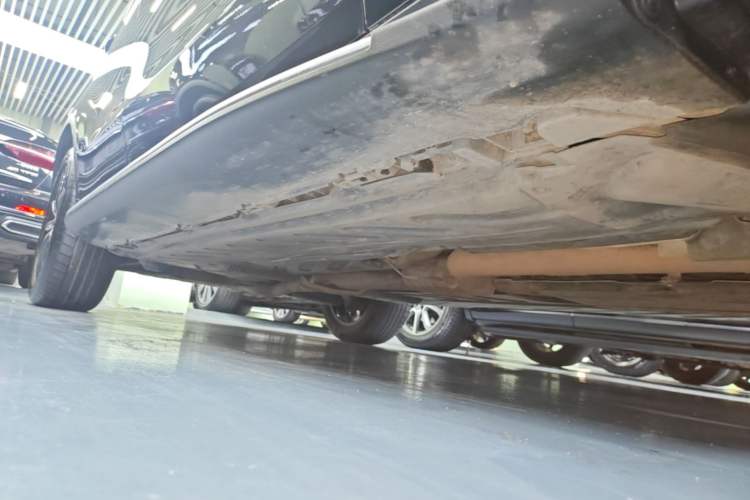 Used Mercedes-Benz GLC 2021 GLC 300 L 4MATIC Dynamic Model Right Side Sill