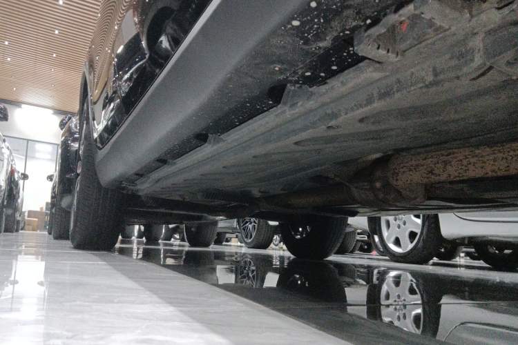 Used Mercedes-Benz GLC 2021 GLC 260 L 4MATIC Luxury Model Right Side Sill