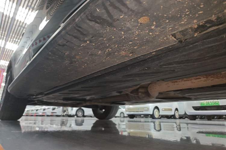 Used Mercedes-Benz GLC 2021 GLC 260 L 4MATIC Dynamic Edition Right Side Sill