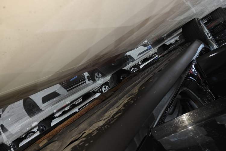 Used Mercedes-Benz GLC 2021 GLC 260 L 4MATIC Dynamic Edition Right Side Sill