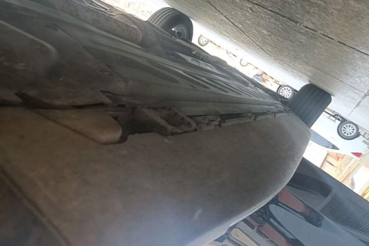 Used Mercedes-Benz GLC 2021 GLC 300 L 4MATIC Dynamic Model Right Side Sill