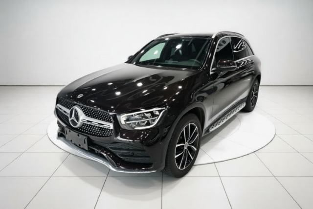 Mercedes-Benz GLC 2021 GLC 260 L 4MATIC Luxury Model مستعملة