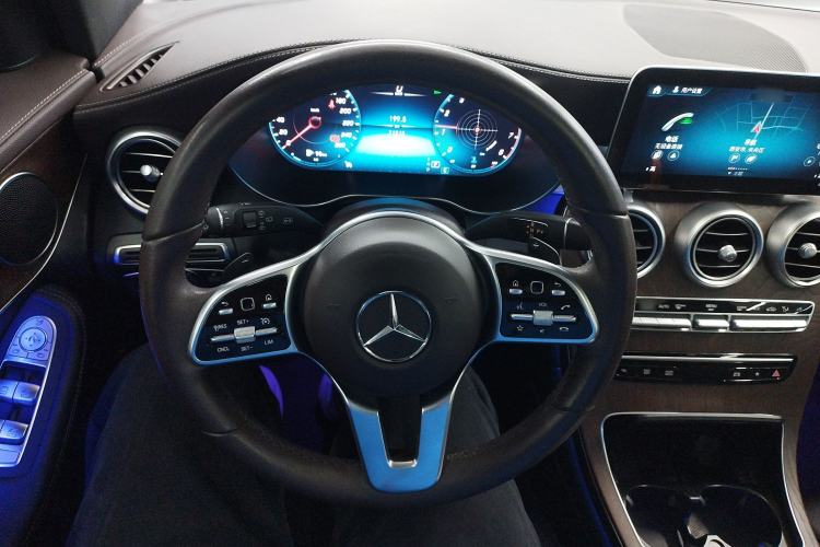 Used Mercedes-Benz GLC 2021 GLC 260 L 4MATIC Luxury Model Steering Wheel