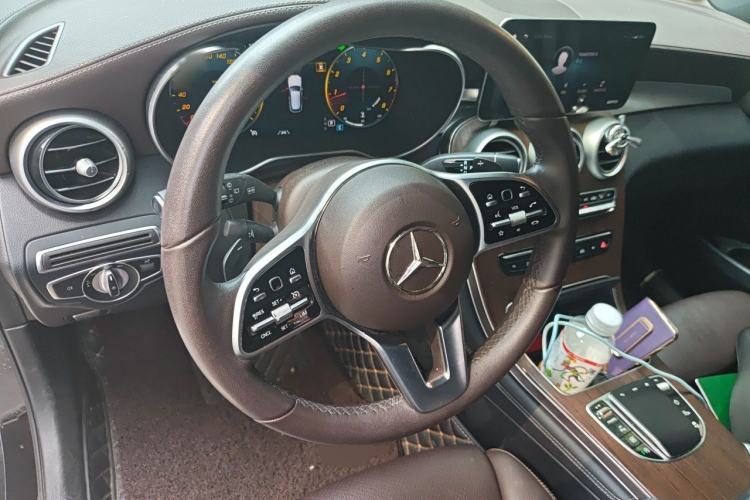 Used Mercedes-Benz GLC 2021 GLC 300 L 4MATIC Dynamic Model Steering Wheel