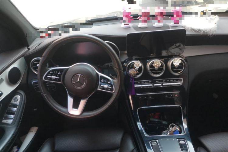 Used Mercedes-Benz GLC 2021 GLC 260 L 4MATIC Dynamic Edition Steering Wheel