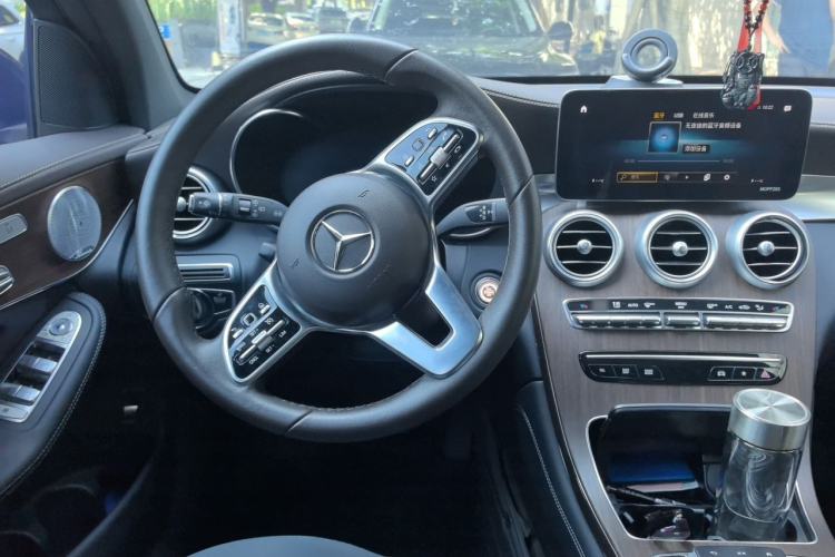 Used Mercedes-Benz GLC 2021 GLC 300 L 4MATIC Dynamic Model Steering Wheel