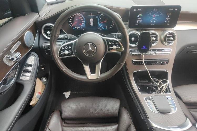 Used Mercedes-Benz GLC 2021 GLC 260 L 4MATIC Luxury Model Steering Wheel