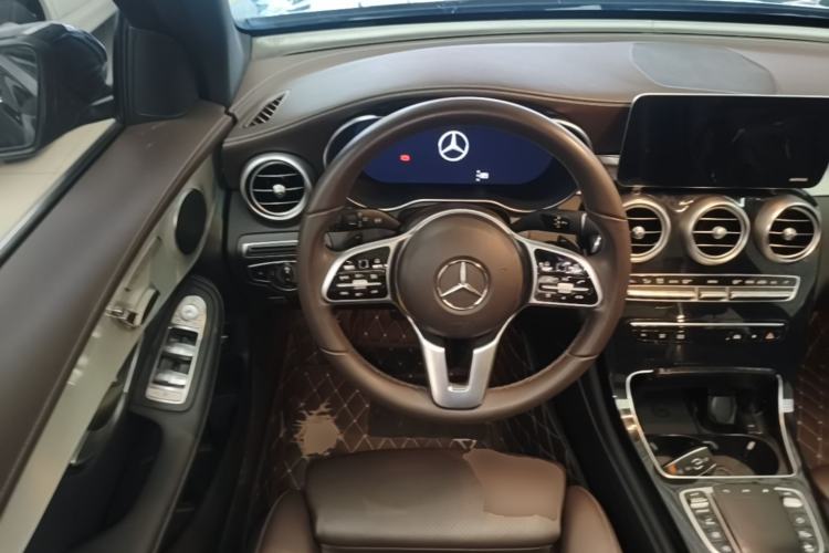 Used Mercedes-Benz GLC 2021 GLC 260 L 4MATIC Dynamic Edition Steering Wheel