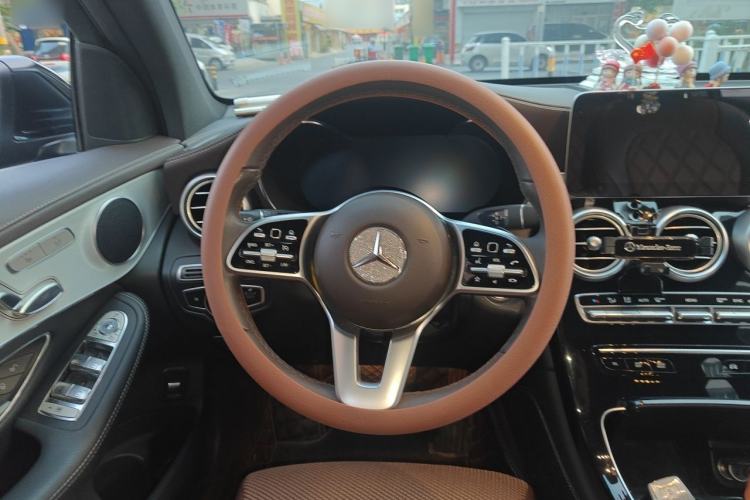 Used Mercedes-Benz GLC 2021 GLC 260 L 4MATIC Dynamic Edition Steering Wheel