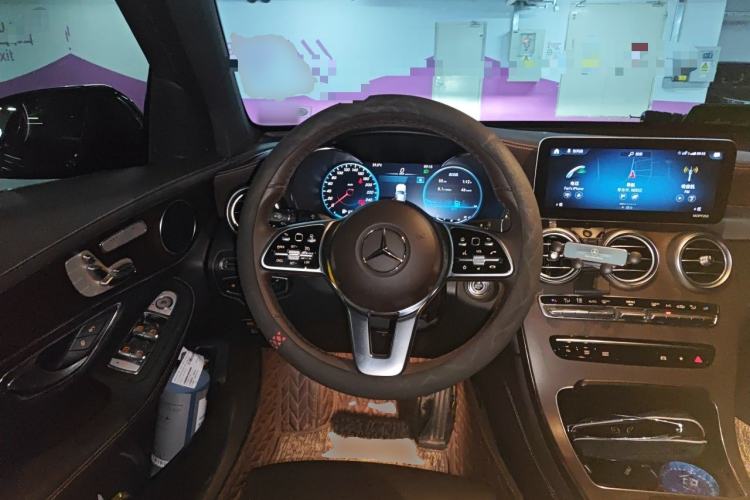 Used Mercedes-Benz GLC 2021 GLC 260 L 4MATIC Luxury Model Steering Wheel