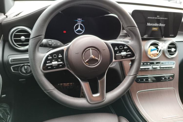 Used Mercedes-Benz GLC 2021 GLC 300 L 4MATIC Dynamic Model Steering Wheel