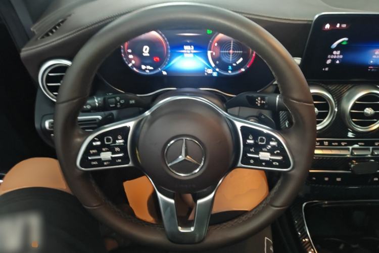Used Mercedes-Benz GLC 2021 GLC 260 L 4MATIC Dynamic Edition Steering Wheel