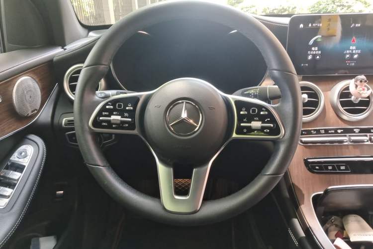 Used Mercedes-Benz GLC 2021 GLC 300 L 4MATIC Luxury Model Steering Wheel
