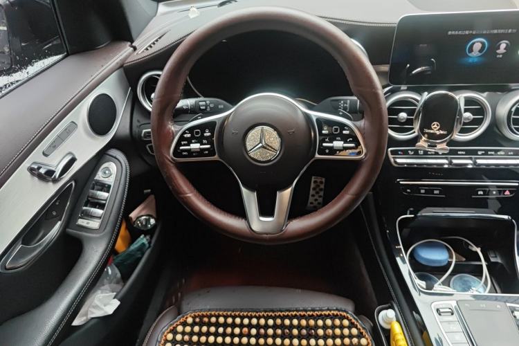 Used Mercedes-Benz GLC 2021 GLC 260 L 4MATIC Dynamic Edition Steering Wheel