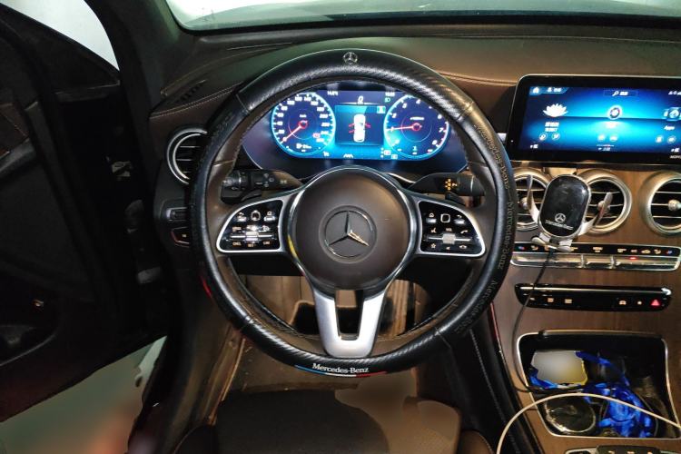 Used Mercedes-Benz GLC 2021 GLC 300 L 4MATIC Dynamic Model Steering Wheel