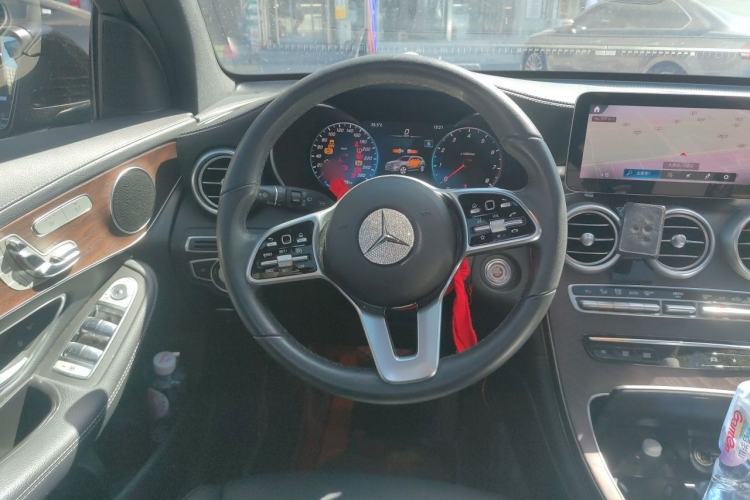 Used Mercedes-Benz GLC 2021 GLC 260 L 4MATIC Luxury Model Steering Wheel